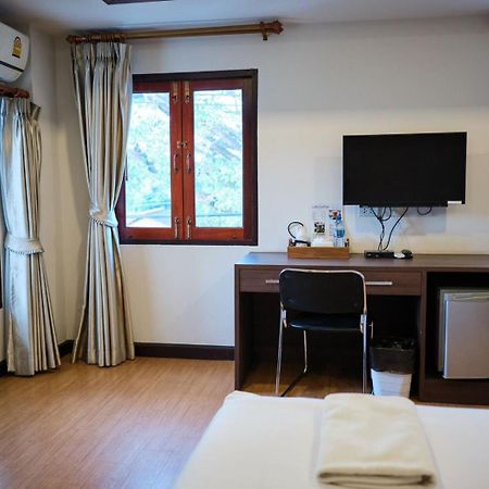 Chorlada Lanna Hotel Chiang Mai Buitenkant foto