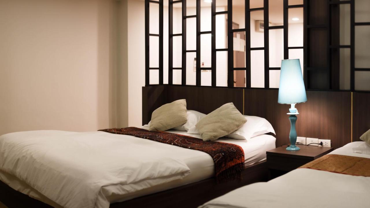 Chorlada Lanna Hotel Chiang Mai Buitenkant foto