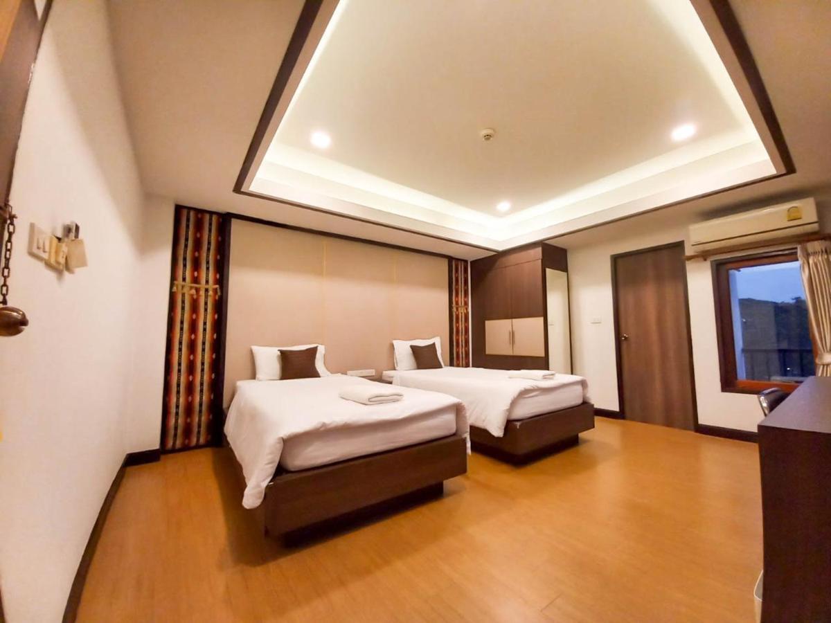 Chorlada Lanna Hotel Chiang Mai Buitenkant foto