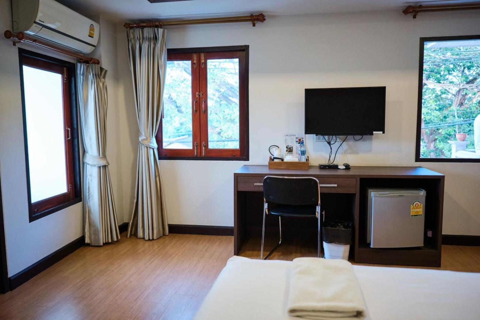 Chorlada Lanna Hotel Chiang Mai Buitenkant foto